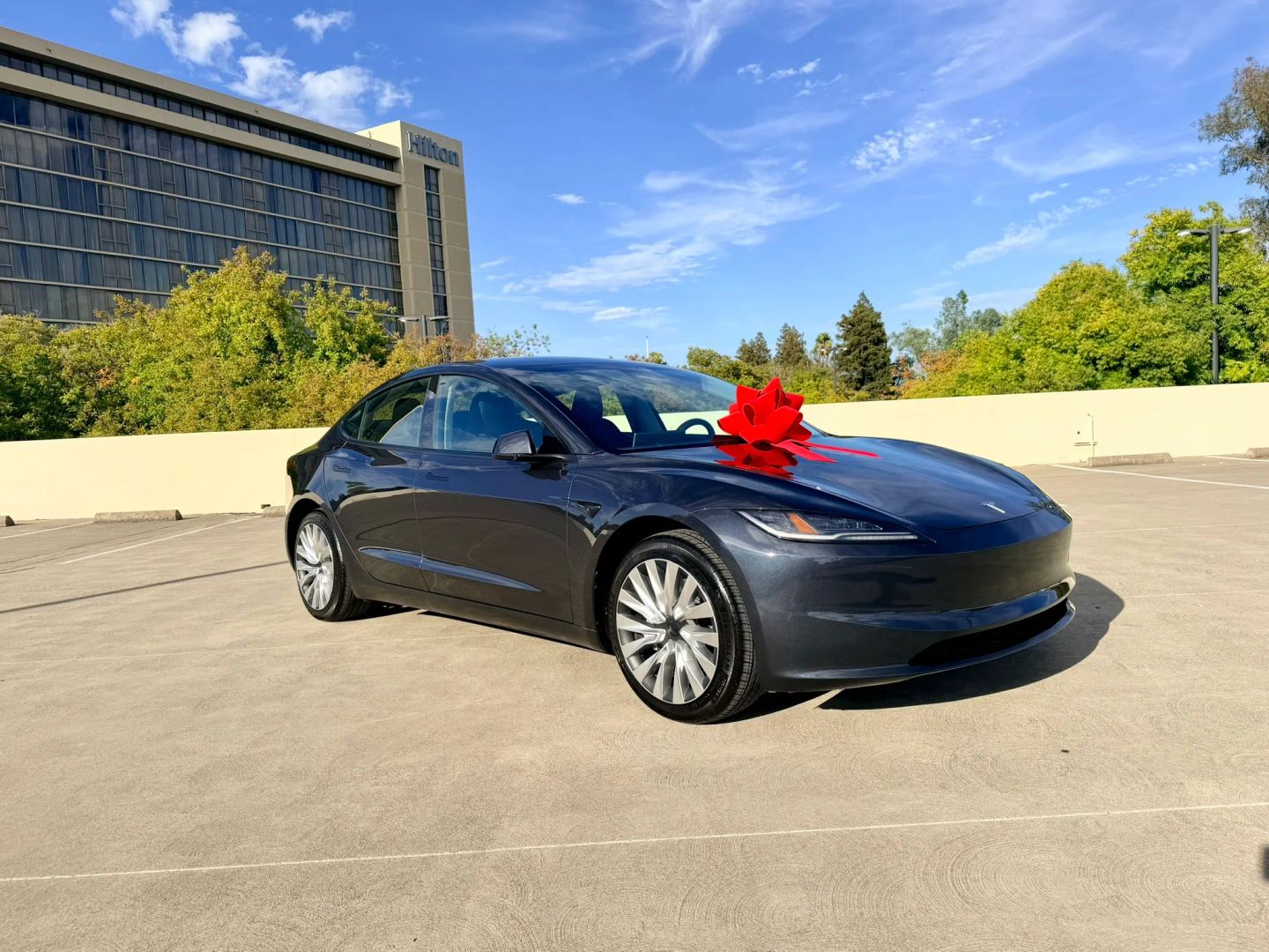 tesla model 3 2025 5YJ3E1EAXSF082216 image tesla model 3 2025 5YJ3E1EAXSF082216 image